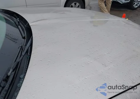 2003 Lincoln Town Car Executive из США, поврежденный, VIN 1LNHM81W33Y650824